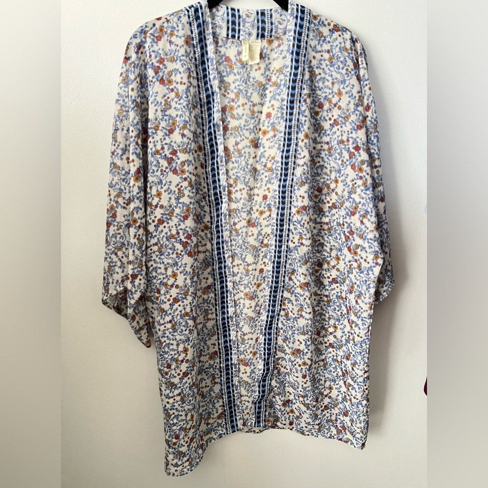 Floral kimono coverup